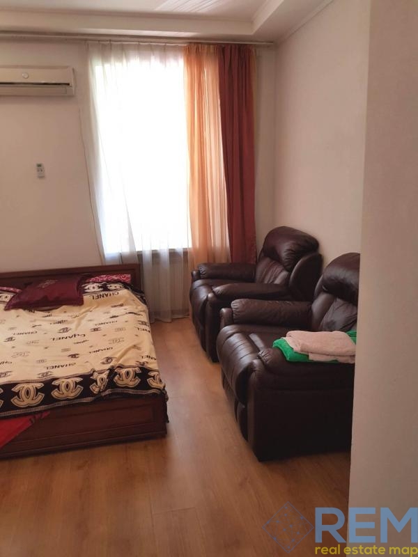 продажа трехкомнатной квартиры номер A-174283 в Приморском районе, фото номер 5